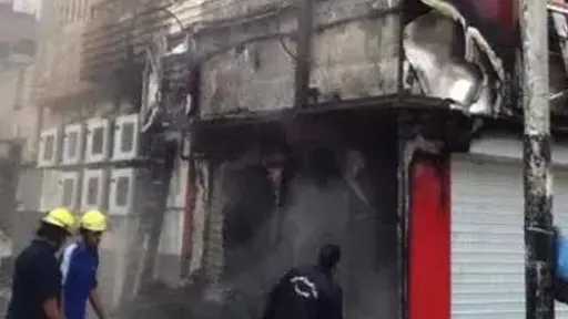 السيطرة على حريق مطعم شهير في المحلة دون إصابات