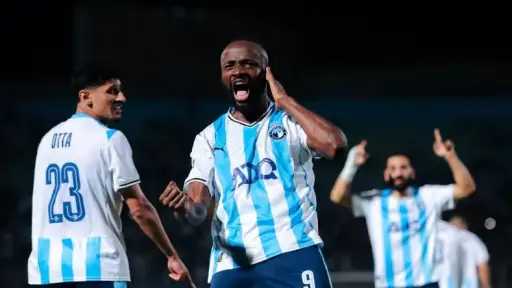 أول رد من بيراميدز على مفاوضات الأهلي لضم... أول رد من بيراميدز على مفاوضات الأهلي لضم فيستون مايلي