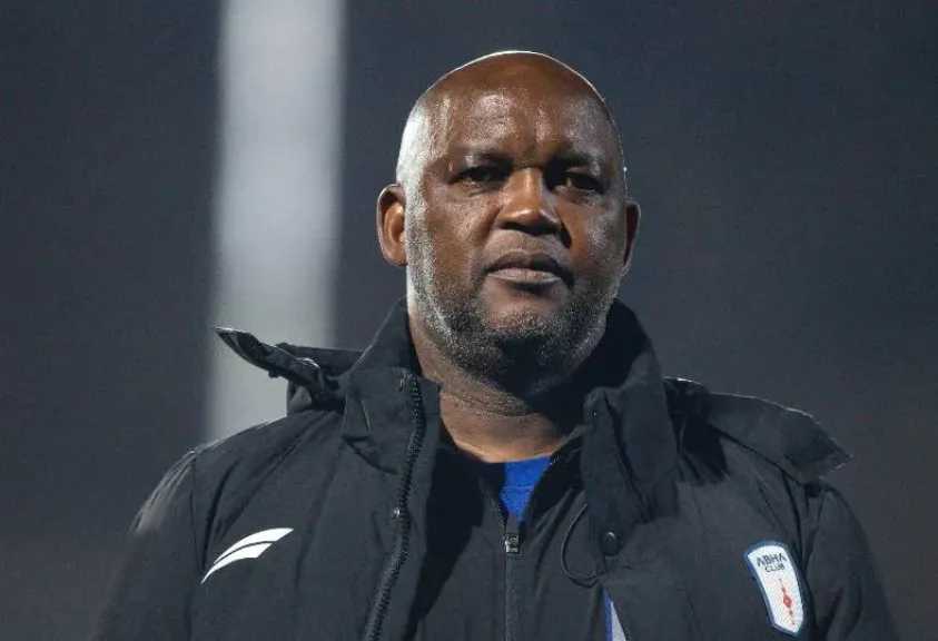 صن داونز يقترب من إعادة موسيماني قبل نهاية أمم إفريقيا