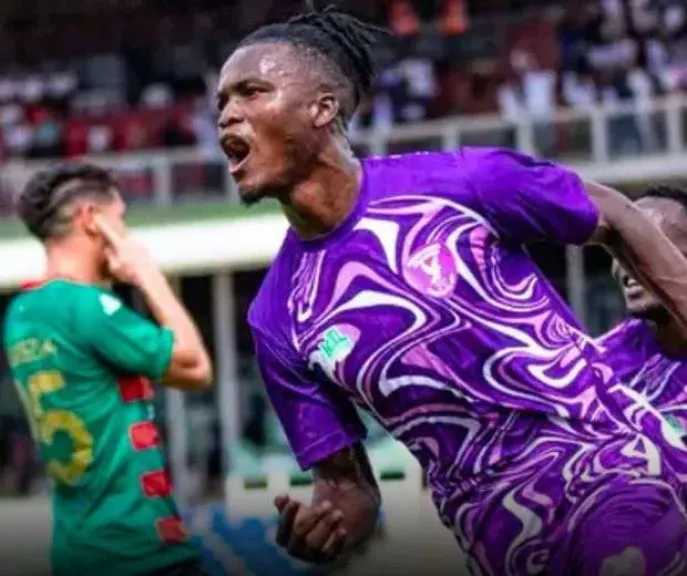 الأهلي وبيراميدز يتنافسان على صانع ألعاب الكونغو الشاب