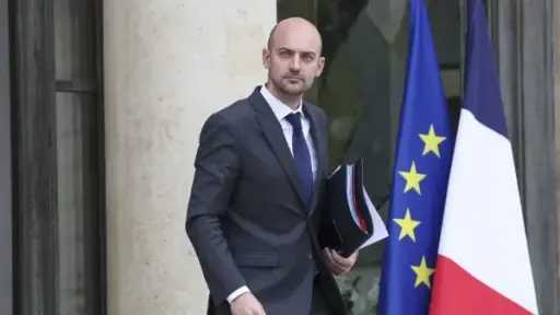 تصريح عاجل من فرنسا بشأن اعتقال الولايات المتحدة... تصريح عاجل من فرنسا بشأن اعتقال الولايات المتحدة للرئيس الفنزويلي