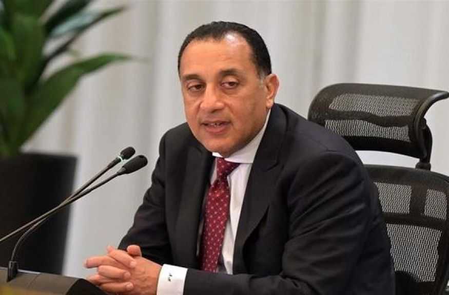 رئيس الوزراء يصل الكاتدرائية بالعباسية لتهنئة البابا تواضروس الثاني بعيد الميلاد المجيد