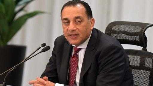 رئيس الوزراء يصل الكاتدرائية بالعباسية لتهنئة البابا تواضروس الثاني بعيد الميلاد المجيد