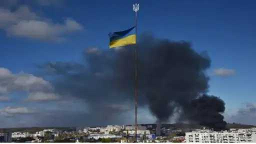 انفجار عبوة ناسفة في مركبة عسكرية أوكرانية في... انفجار عبوة ناسفة في مركبة عسكرية أوكرانية في قلب كييف.. تفاصيل