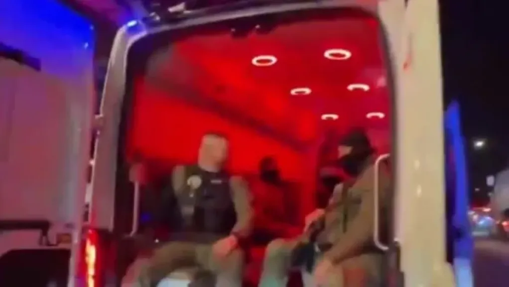  نقل الرئيس الفنزويلي عبر شوارع نيويورك في عربة بأبواب مفتوحة