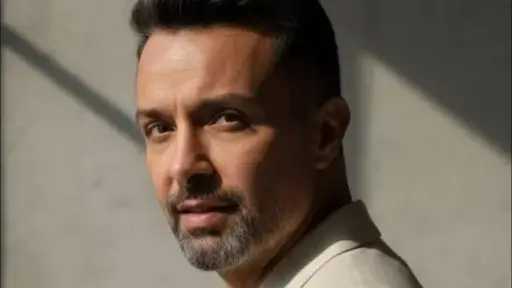 وائل عبد العزيز يشارك شقيقته ياسمين عبد العزيز في مسلسلها الجديد “وننسى اللى كان” برمضان 2026