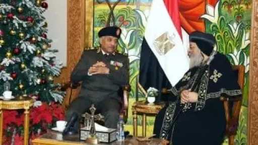 الفريق أول عبد المجيد صقر يهنئ البابا تواضروس الثانى بعيد الميلاد المجيد