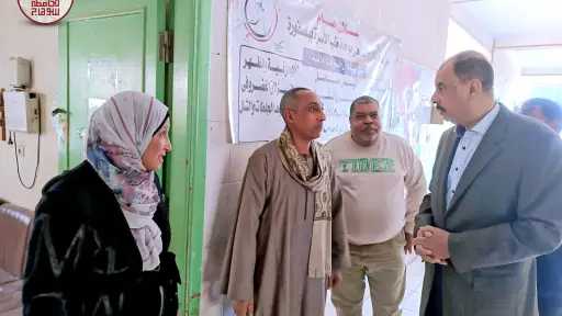 محافظ سوهاج يتفقد قرية بلصفورة بمركز سوهاج ومشروعات... محافظ سوهاج يتفقد قرية بلصفورة بمركز سوهاج ومشروعات الرصف الجارية بالمنشاة