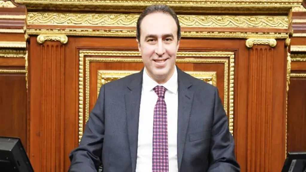 152 نائبا ينهون إجراءات عضويتهم في البرلمان