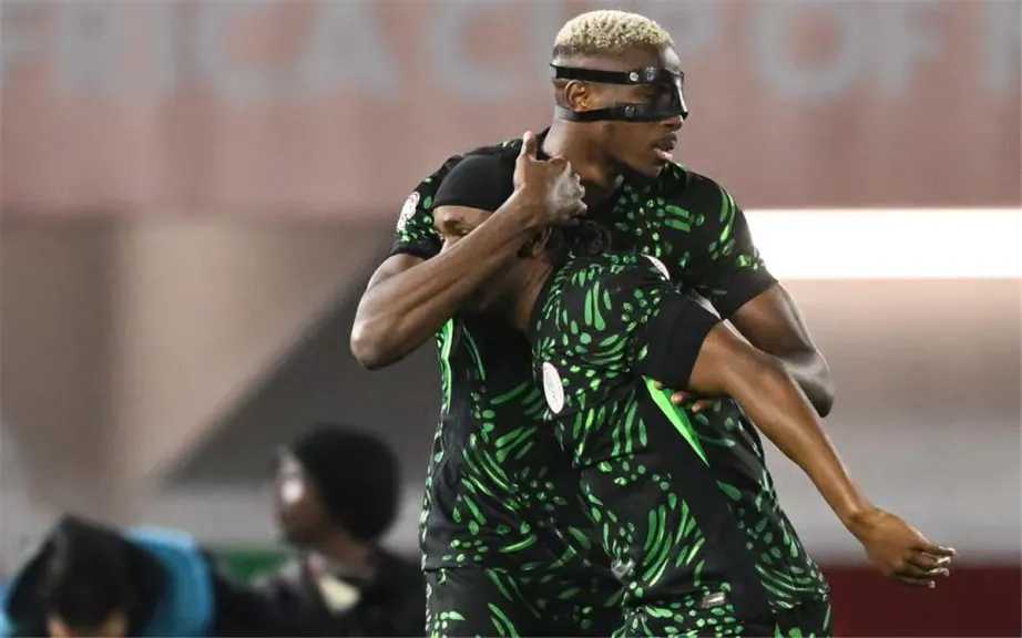 نيجيريا تقهر موزمبيق 4-0 وتتأهل لربع نهائي أمم إفريقيا