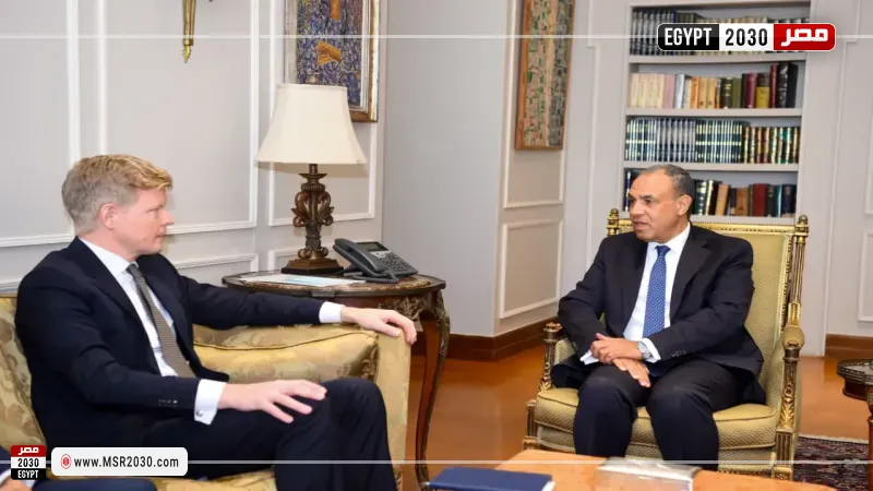 وزير الخارجية يلتقي المبعوث الأممي الخاص إلى اليمن