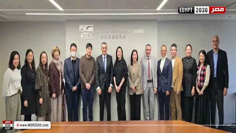 قنصل عام مصر بهونج كونج خلال اللقاء