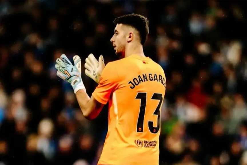 ماتيو لاهوز يهاجم تصرف خوان جارسيا في ديربي كتالونيا: فيفا لا يسمح بهذا السلوك