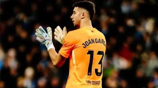 ماتيو لاهوز يهاجم تصرف خوان جارسيا في ديربي كتالونيا: فيفا لا يسمح بهذا السلوك