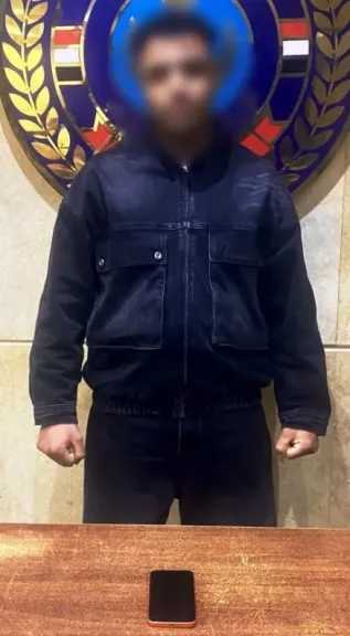 ضبط صانع محتوى لنشره ألفاظًا خادشة للحياء عبر مواقع التواصل بالجيزة