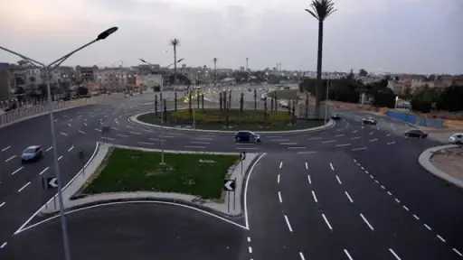 اللواء أحمد هشام: هناك تنسيق بين المرور والأرصاد لضمان سلامة الطرق