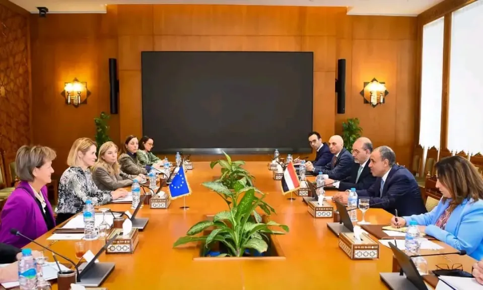 وزير الخارجية خلال لقائه مع الممثلة العليا للشئون الخارجية والسياسة الأمنية للاتحاد الأوروبي