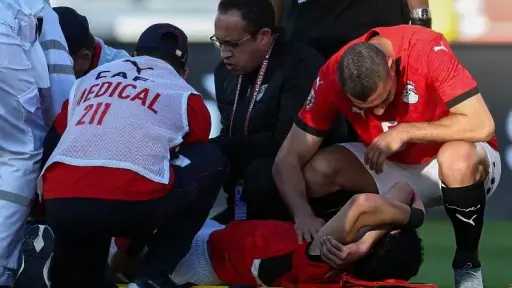 إنهاء إجراءات سفر محمد حمدي إلى ألمانيا لإجراء جراحة الرباط الصليبي