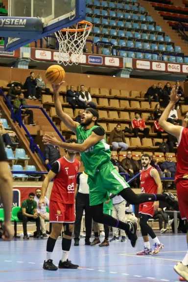 الاتحاد يحسم قمة الجولة السابعة من دوري أليانز الممتاز لكرة السلة أمام الأهلي