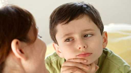 استشاري نفسي تحذر: الحب المشروط يضر بصحة أطفالكم النفسية