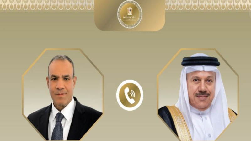 وزير الخارجية ونظيره البحريني