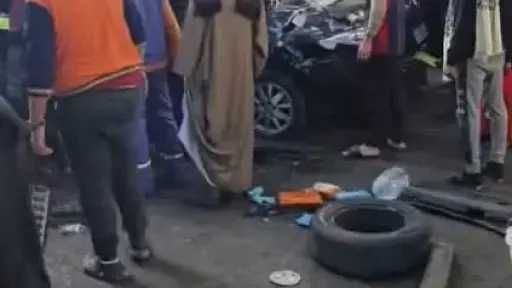 سقوط سيارة ملاكي من أعلى كوبري أكتوبر أمام نادي السكة الحديد