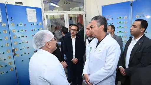 وزير التموين ومحافظ المنيا يتفقدان مصنع سكر أبو قرقاص مع بداية موسم حصاد قصب السكر