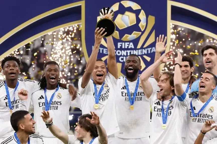 تشكيل ريال مدريد المتوقع ضد برشلونة في كأس السوبر الإسباني.. ثلاثي يقود الهجوم