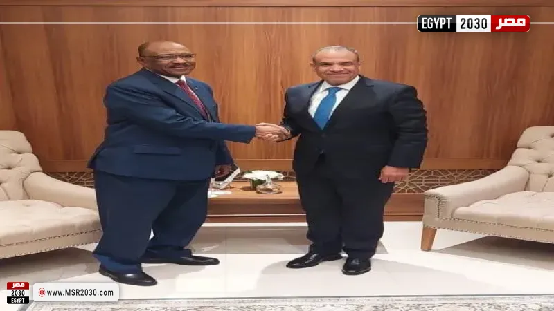 وزير الخارجية ونظيره السوداني