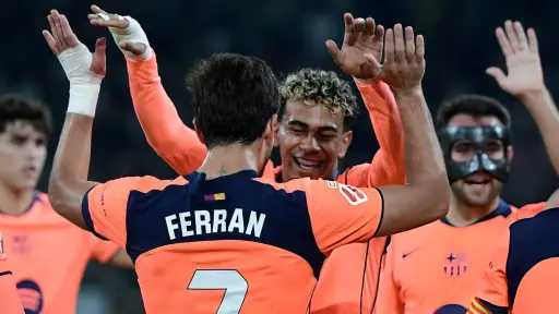 تشكيل برشلونة المتوقع ضد ريال مدريد في كأس السوبر الإسباني.. من يقود الهجوم؟