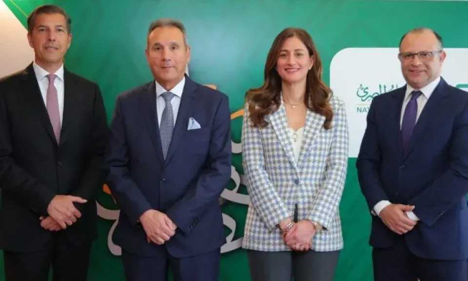 البنك الأهلي يدير 33 صفقة تمويلية بقيمة 442.3 مليار جنيه خلال 2025