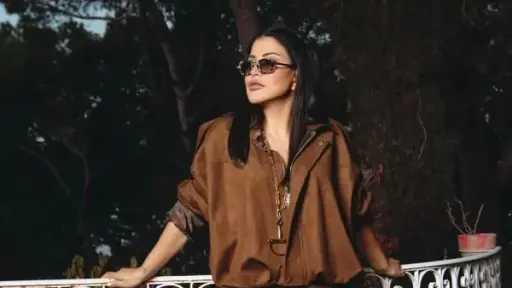 جومانة مراد تتألق بإطلالة بنية جذابة على إنستجرام