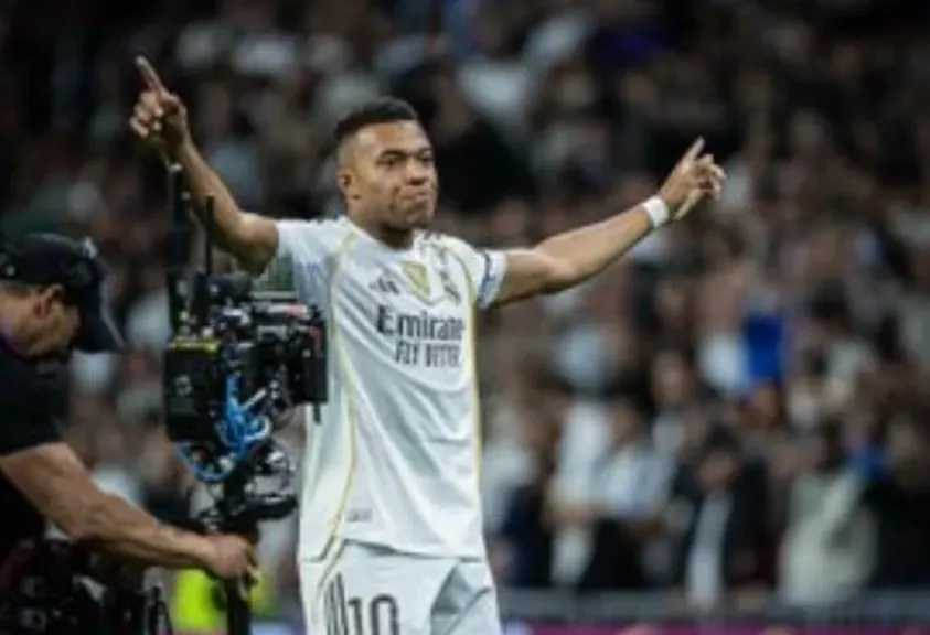 جدل في الكلاسيكو.. مبابي يتصدر المشهد بعد نهائي السوبر الإسباني