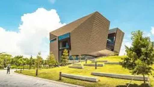 مدير متحف قصر هونج كونج: معرض مصر القديمة... مدير متحف قصر هونج كونج: معرض مصر القديمة هو حوار بين الحضارة المصرية وهونج كونج