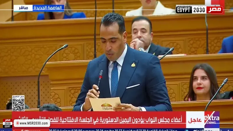 النائب محمود حسين طاهر