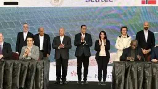 رئيس الوزراء يتفقد مصنع مصر للألومنيوم بنحع حمادى