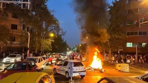 بلجيكا تستدعي سفير إيران على خلفية قمع الاحتجاجات