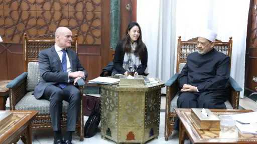 شيخ الأزهر يستقبل السفير الهولندي لحقوق الإنسان لبحث الموضوعات ذات الاهتمام المشترك