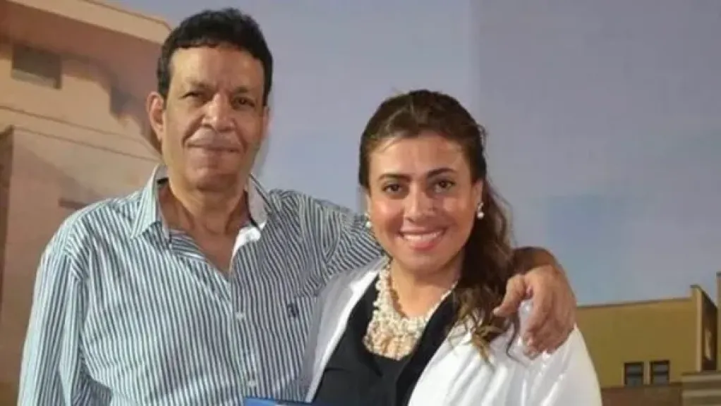 نشوى مصطفى وزوجها الراحل