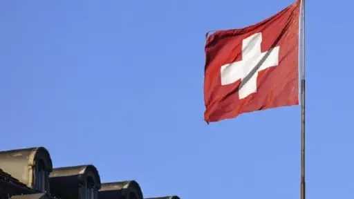 سويسرا لم تعد كما كانت.. بريطانيا تدق ناقوس الخطر وتحذر مواطنيها من السفر