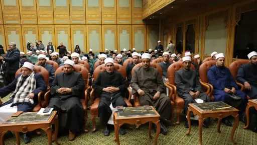 أستاذ الدراسات الإسلامية بالسويس: القرآن خاطب العقل الإنساني ولم يصطدم بحقيقة علمية واحدة