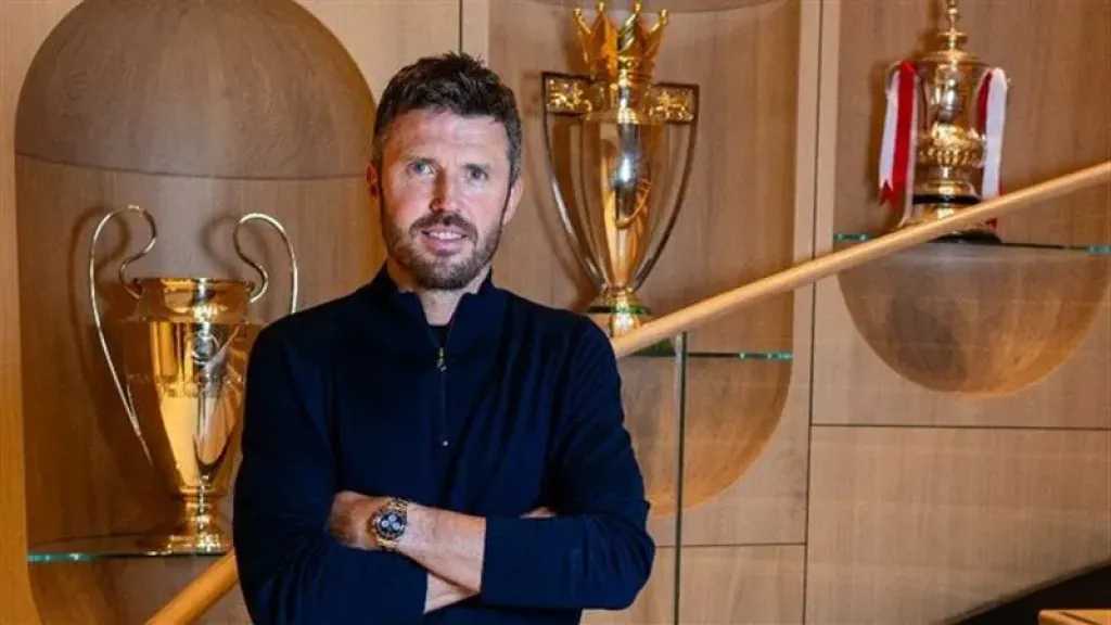 مانشستر يونايتد يعيّن مايكل كاريك مدربًا للفريق الأول حتى نهاية الموسم