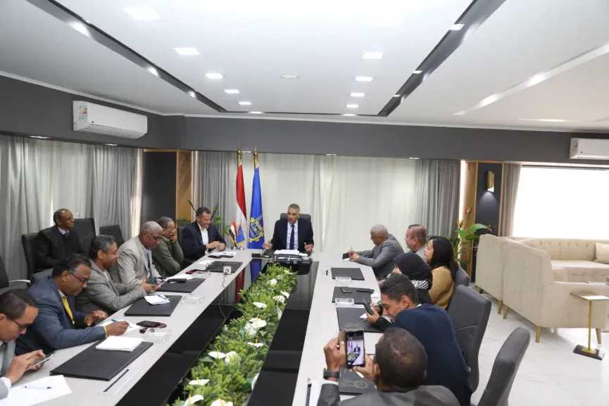 محافظ أسوان: الموسم السياحي يشهد انتعاشًا والحملة الإعلامية الجديدة تروج لعروس المشاتى عالميًا