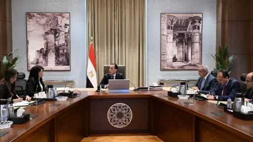 رئيس الوزراء يلتقي وزيرة التخطيط لمتابعة ترجمة مستهدفات ”السردية الوطنية” إلى برنامج تنفيذي