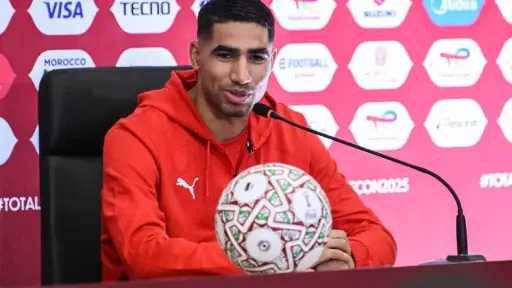 أشرف حكيمي يشيد بياسين بونو بعد قيادة المغرب إلى نهائي أمم إفريقيا