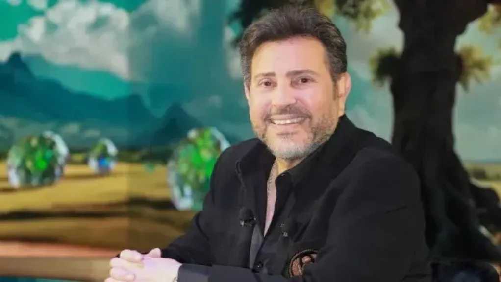 هاني شاكر يحيى حفلا غنائيا في هذا الموعد