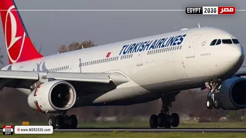 طائرة تركية تهبط اضطراريا في برشلونة بعد إنذار بشأن تهديد