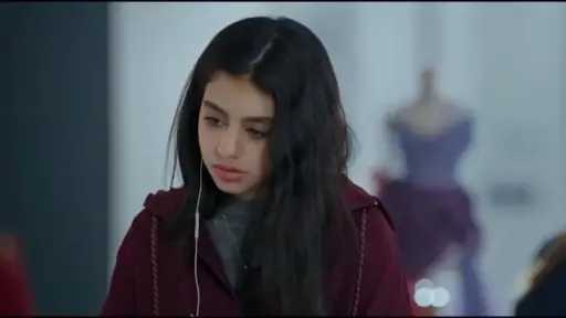 غياب ياسمينا العبد عن احتفالية «ميد تيرم» بسبب وعكة صحية