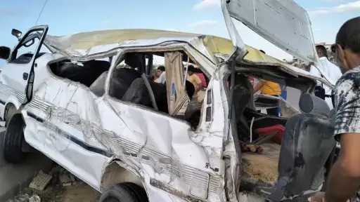 إصابة 6 أشخاص في انقلاب ميكروباص بمنطقة الهرم