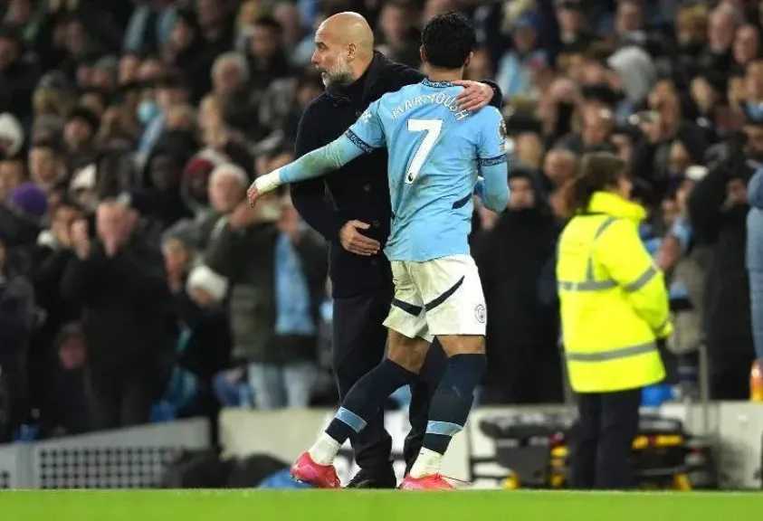 عاجل| مفاجأة مدوية حول مستقبل عمر مرموش مع مانشستر سيتي